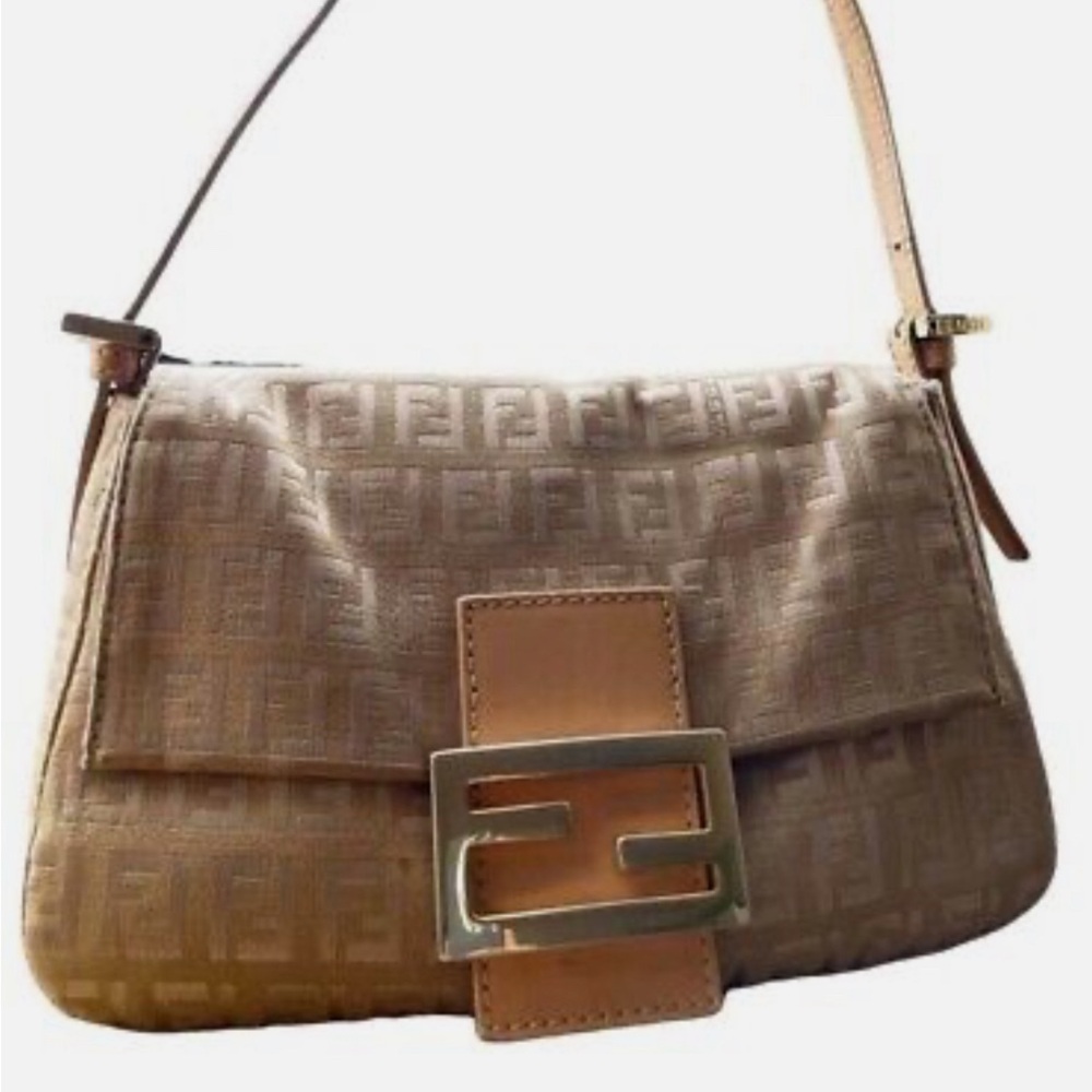 Fendi mini baguette beige